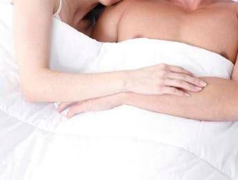 Sesso, le misure contano davvero? Ecco l’effetto delle dimensioni su uomini e donne