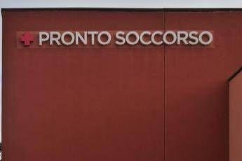 Bimbo di 18 mesi cade da finestra a Civita Castellana, è grave