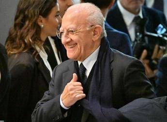Salerno, De Luca sindaco per la quinta volta: “Voto che mi riempie di orgoglio, al lavoro senza respiro”