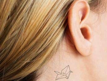 L’orecchio svela l’età: arrivano filler e botulino soft per il lobo