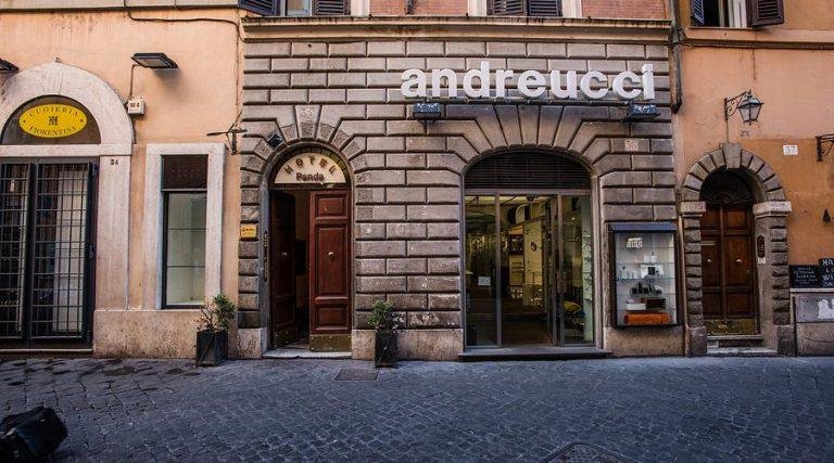 Hotel Panda nel centro storico di Roma un punto di riferimento ideale per i prezzi convenienti.