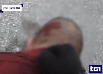 Caso Fakir, Tg1: fotogramma da bodycam poliziotto mostra ferita sulla nuca