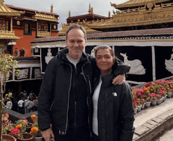 Nepal, Patrizia Marziale e Luca Barachini i turisti italo-svizzeri dispersi. Il post social: “Chiedimi se sono felice”