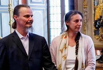 Famiglia nel bosco, Nathan e Catherine: “Decisione del Tribunale ci spezza il cuore”